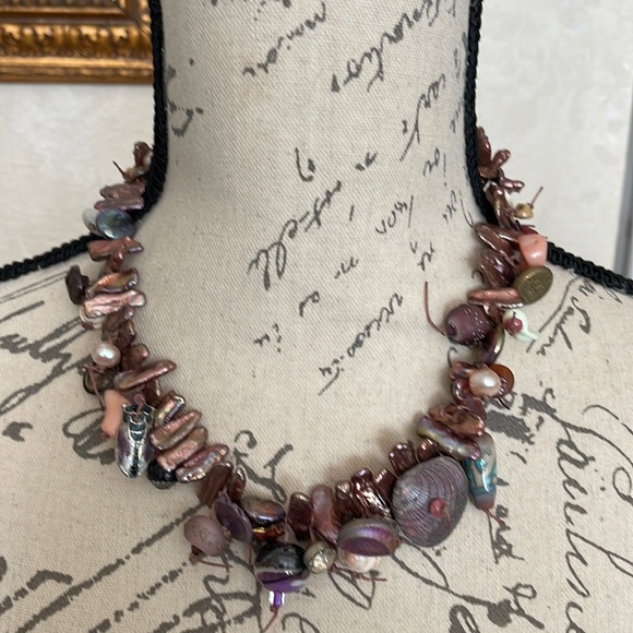 this necklace just so beautiful I can’t believe how much imagination and talent - Picture 7 of 17